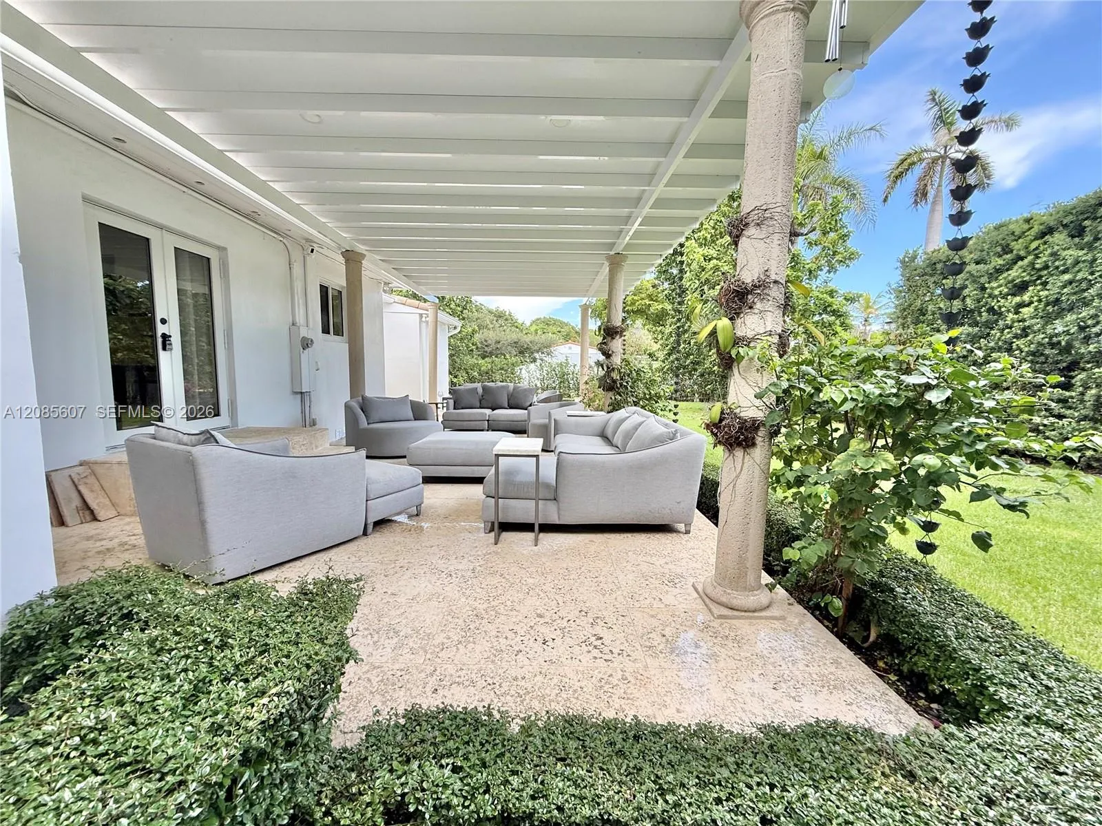 En Renta 2001 Coral Gate Drive, Miami, FL 33145, Miami, FL 33145