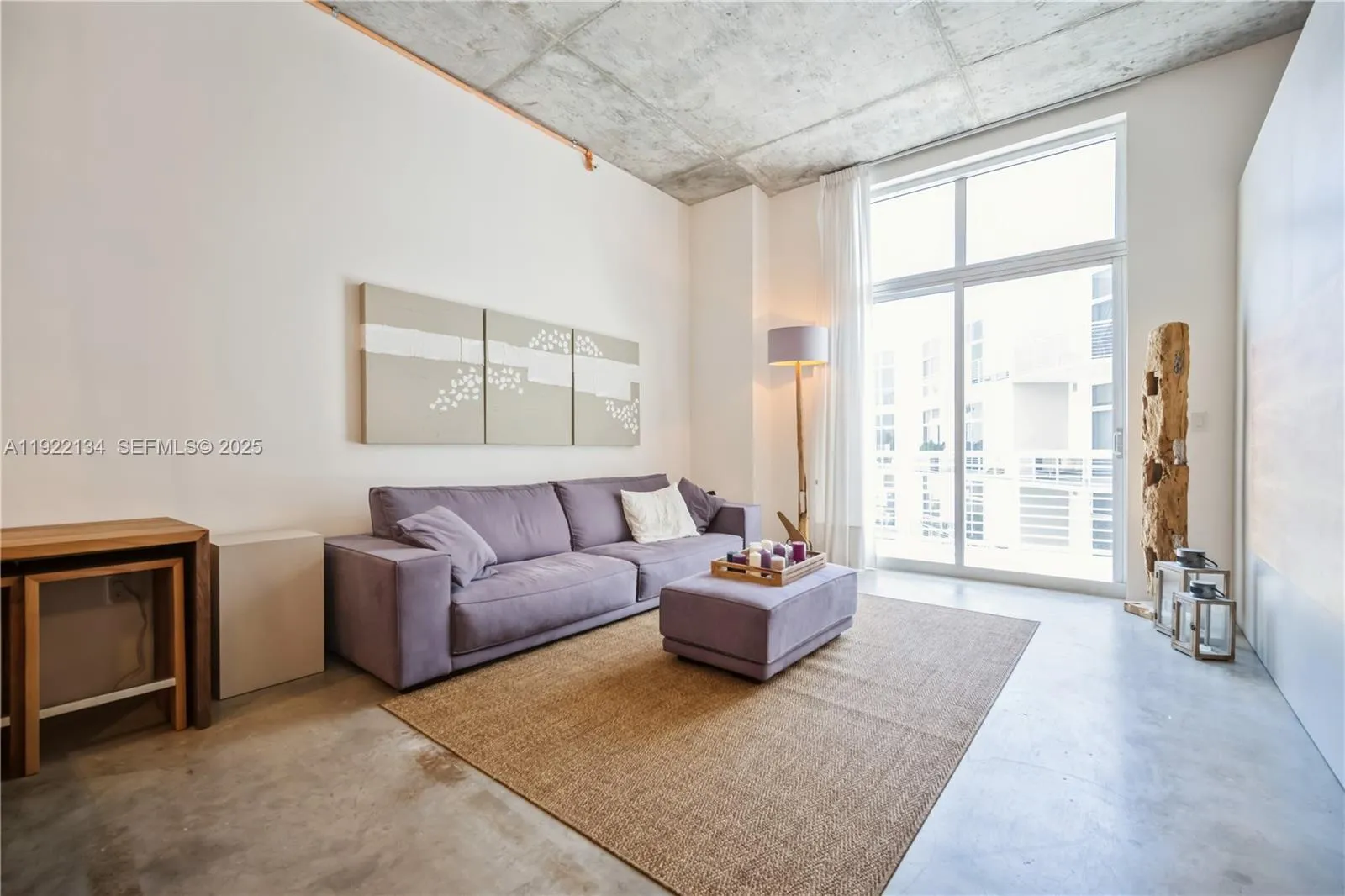 Foto de propiedad en 2001 Meridian Avenue 512, Miami Beach, FL 33139 Miami Beach con MLS# 