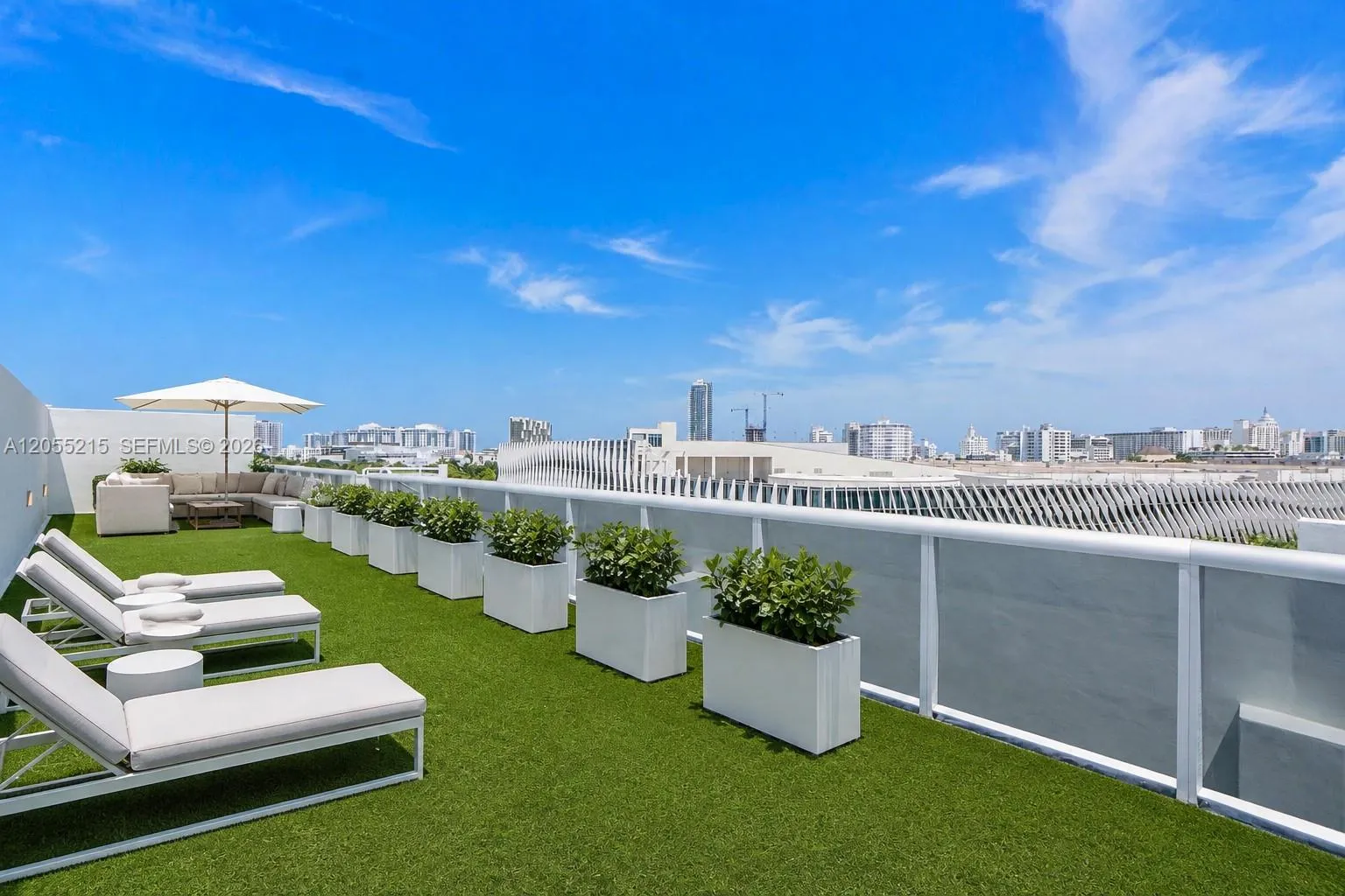 Foto de propiedad en 2001 Meridian Avenue PH-16, Miami Beach, FL 33139 Miami Beach con MLS#