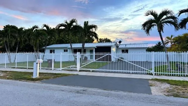 En Venta 20022 SW 118th Avenue, Miami, FL 33177, Miami, FL 33177