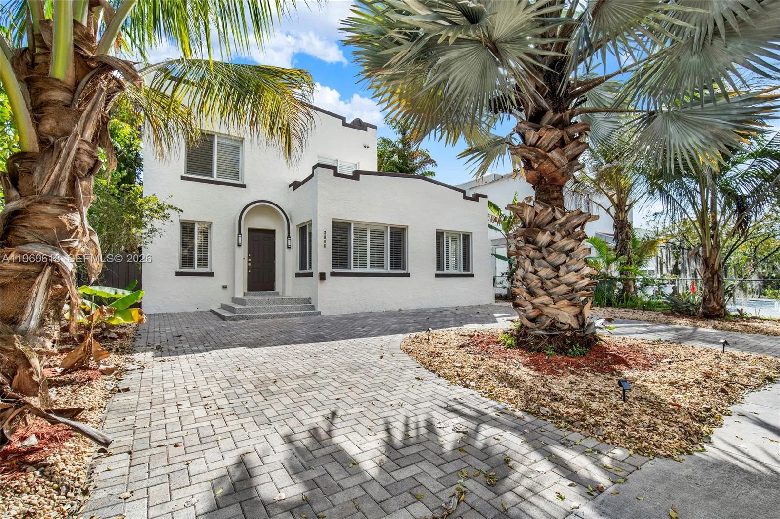Vendido 2006 SW 12th Street, Miami, FL 33135, Miami, FL 33135