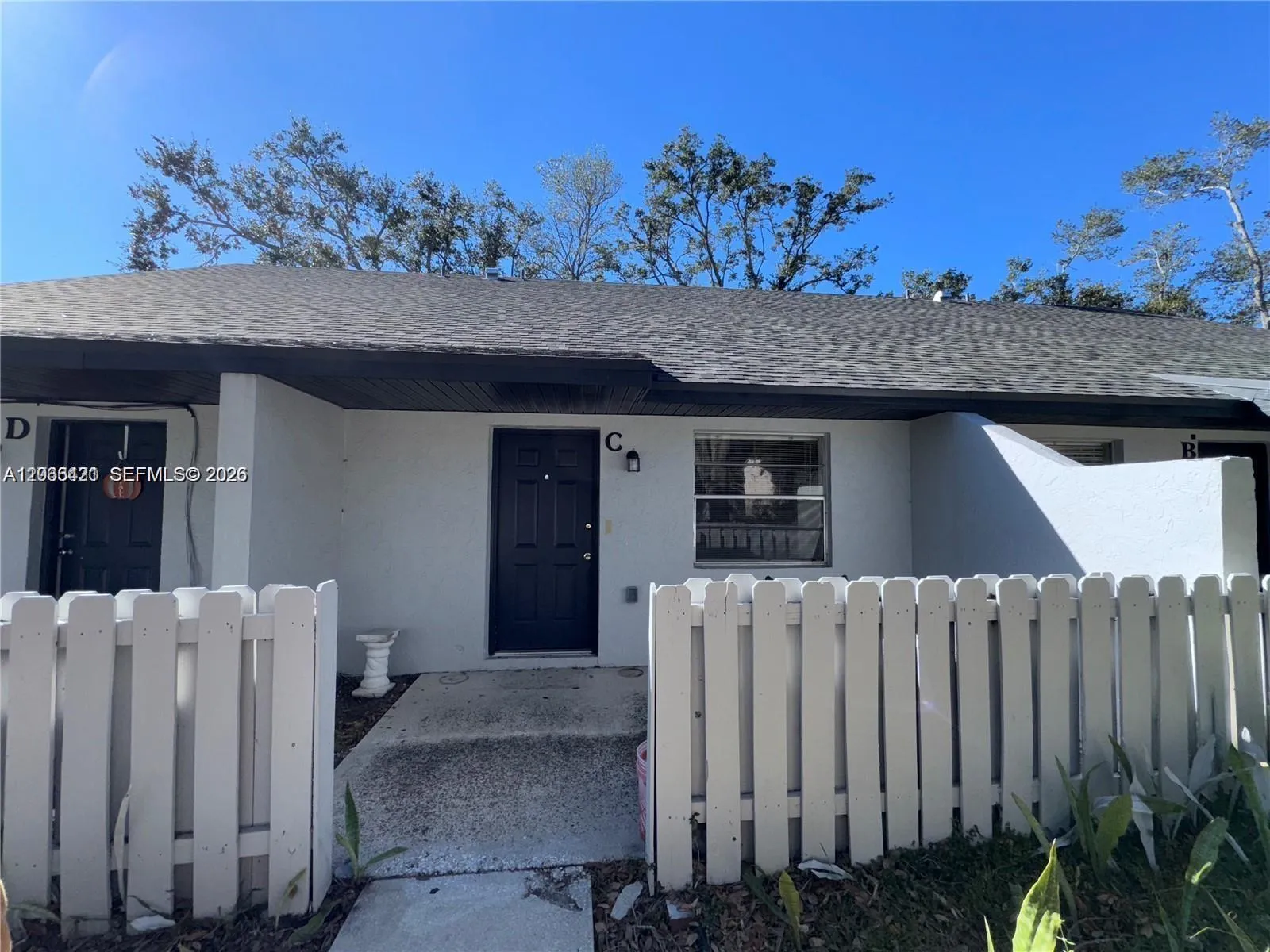 Foto de propiedad en 2008 S 10th Street C, Fort Pierce, FL 34950 Fort Pierce con MLS# 