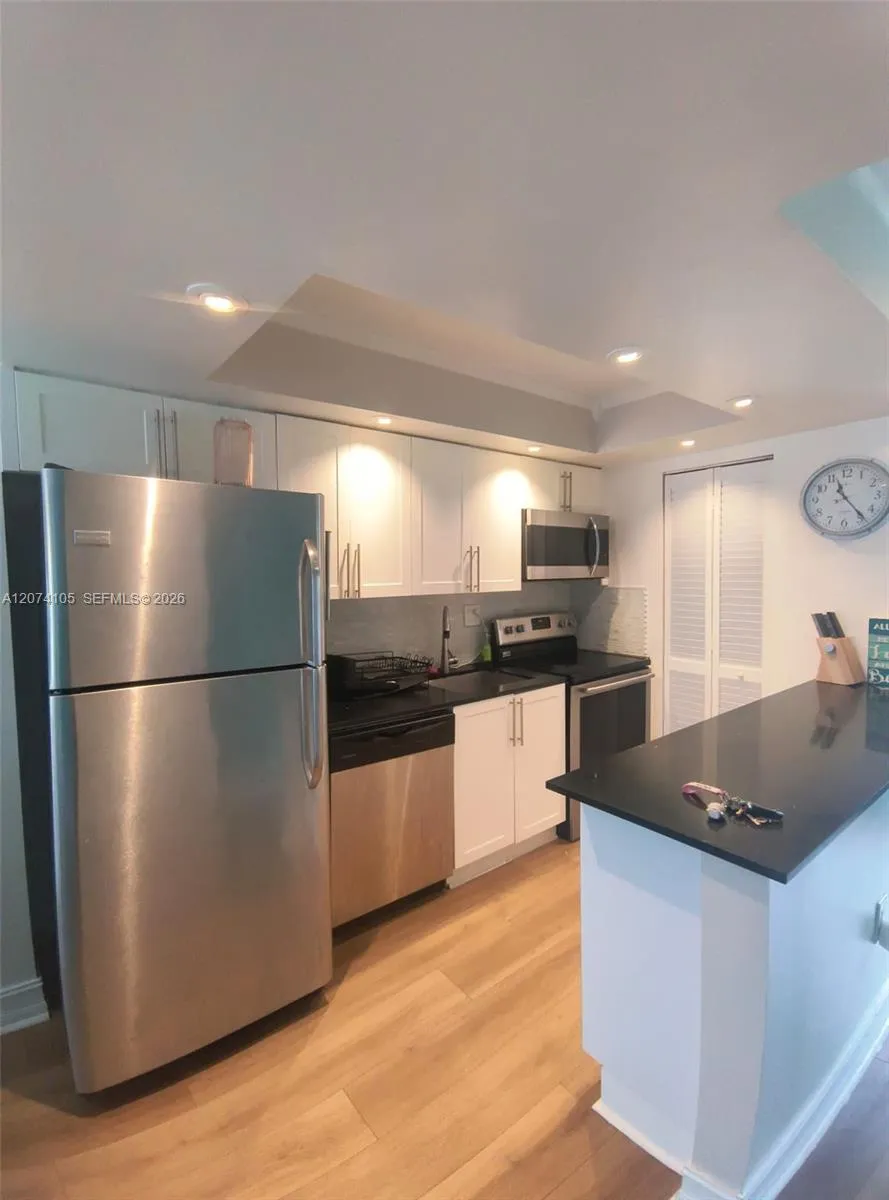 Foto de propiedad en 201 178th Drive 326, Sunny Isles Beach, FL 33160 Sunny Isles Beach con MLS# 