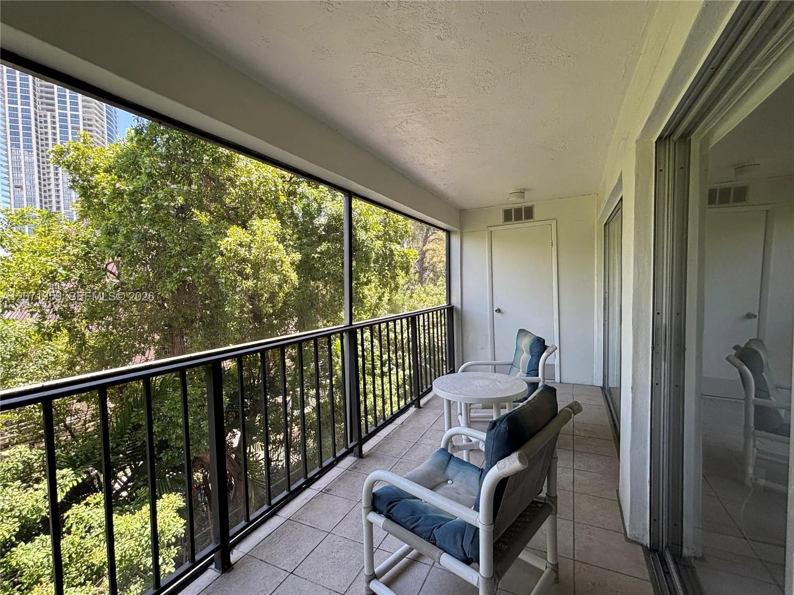 Foto de propiedad en 201 178th Drive 337, Sunny Isles Beach, FL 33160 Sunny Isles Beach con MLS# 