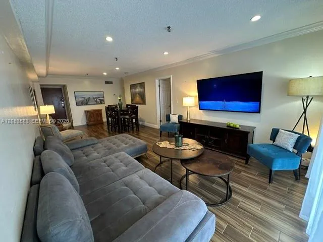 En Renta 201 180th Drive 306, Sunny Isles Beach, FL 33160, Sunny Isles Beach, FL 33160
