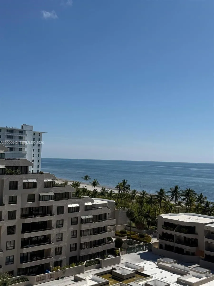 Foto de propiedad en 201 Crandon Boulevard 932, Key Biscayne, FL 33149 Key Biscayne con MLS# 