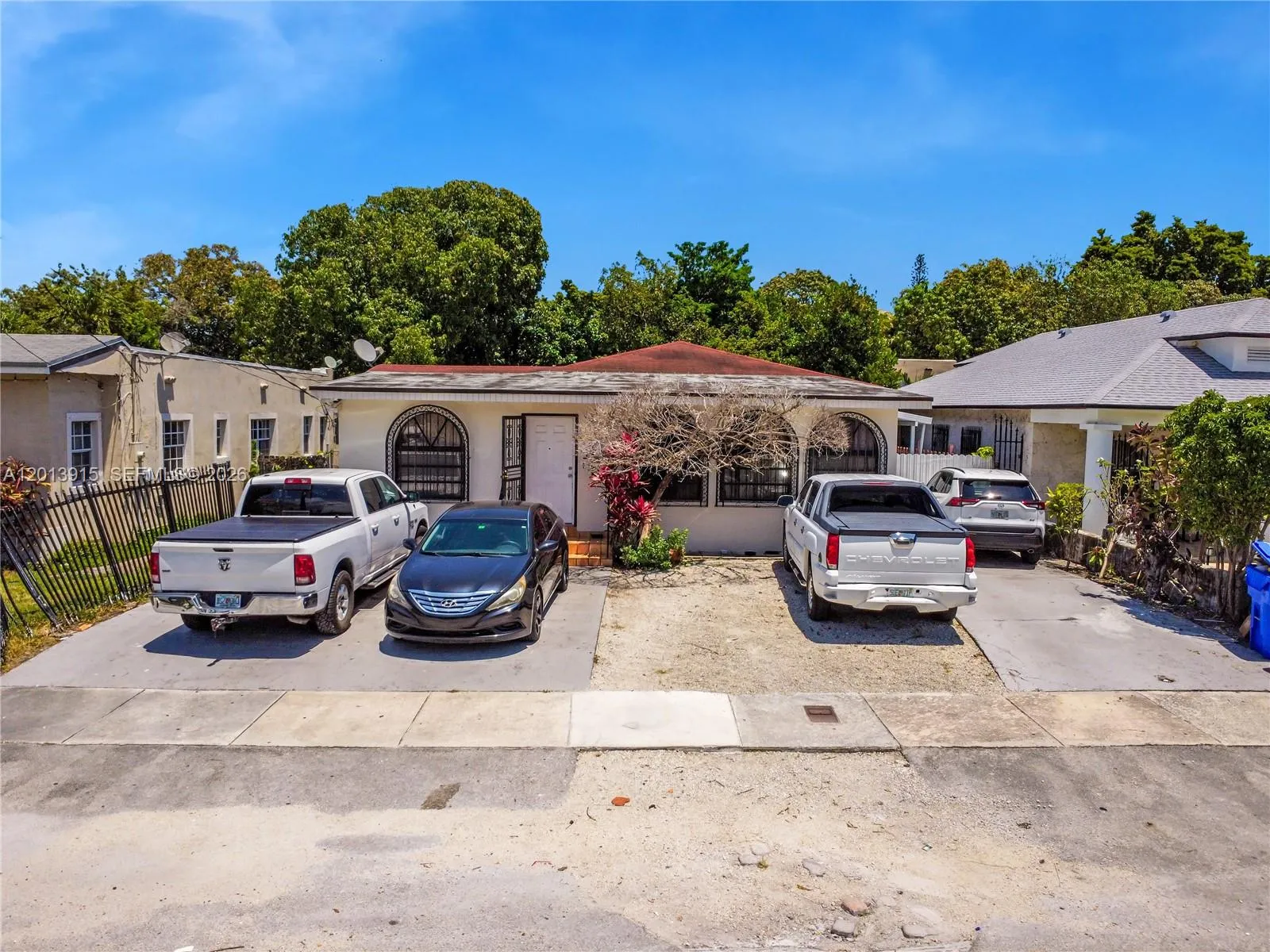 Foto de propiedad en 201 NW 25th Avenue, Miami, FL 33125 Miami con MLS# 