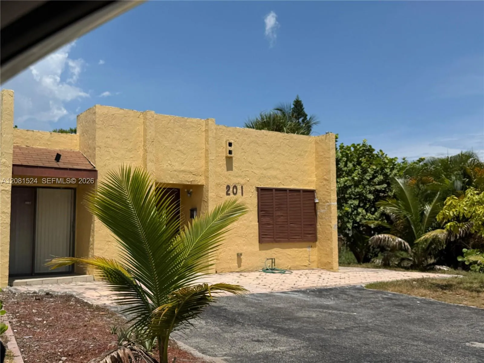 En Renta 201 NW 43rd Place 201, Deerfield Beach, FL 33064, Deerfield Beach, FL 33064