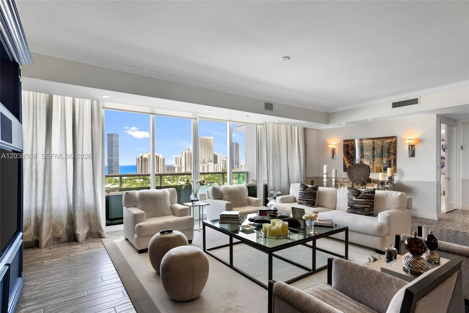 En Venta 20155 NE 38th Court 1802, Aventura, FL 33180, Aventura, FL 33180