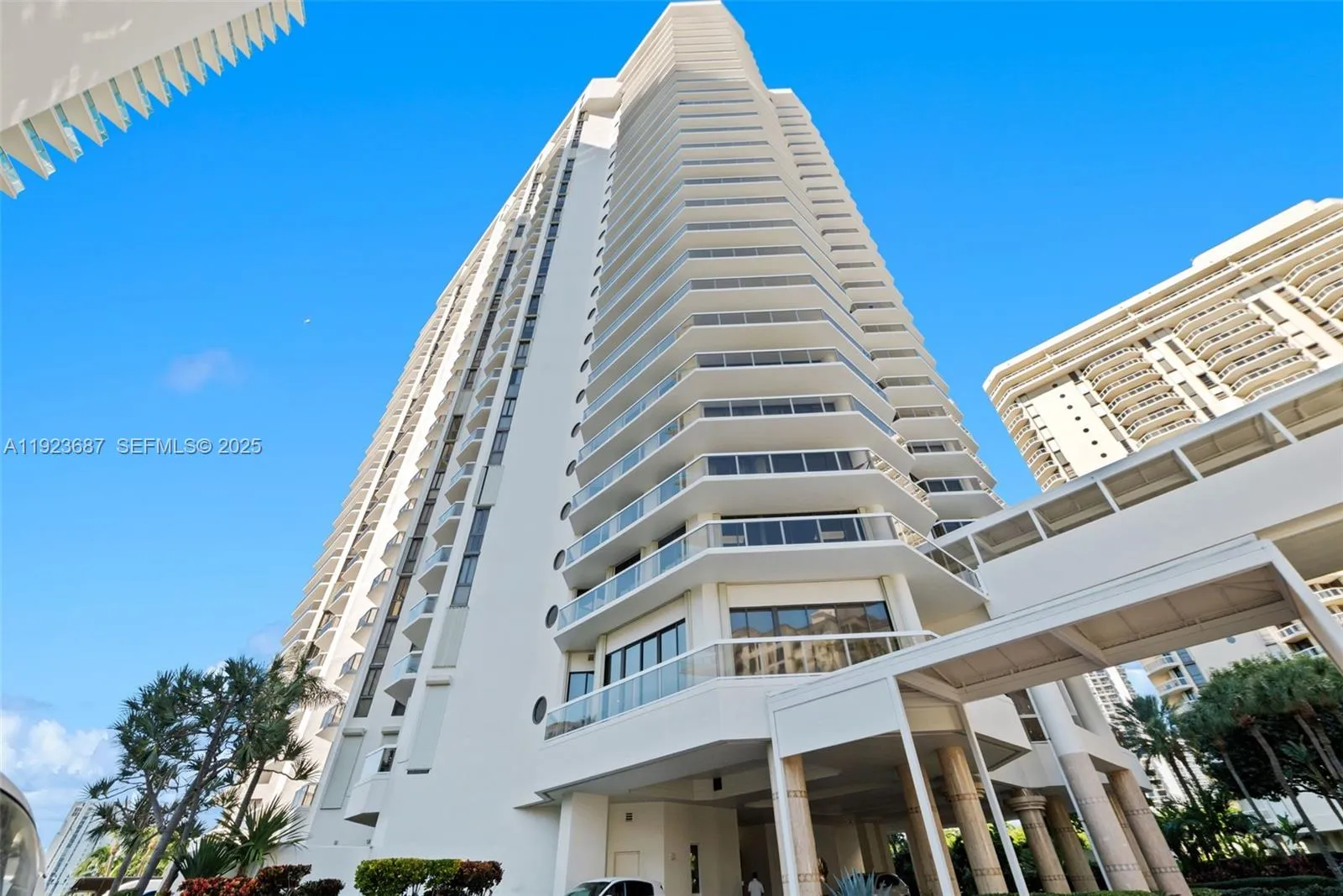En Renta 20185 E Country Club Drive 904, Aventura, FL 33180, Aventura, FL 33180