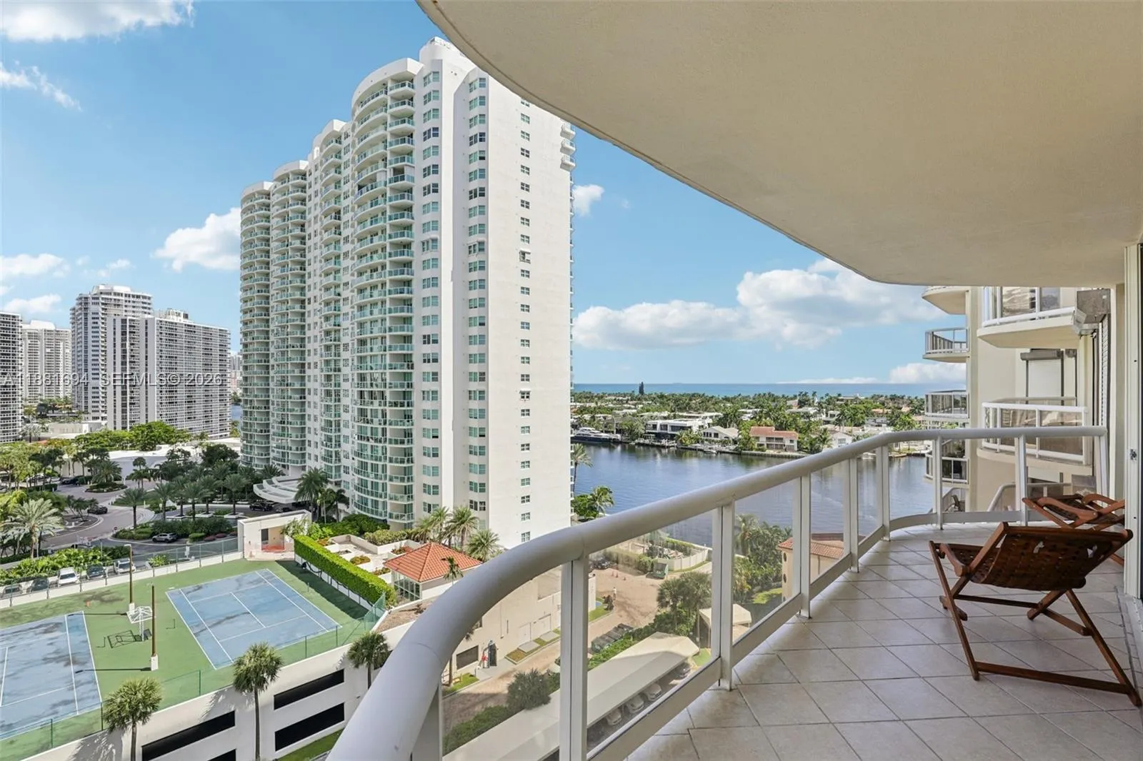 Foto de propiedad en 20191 E Country Club Drive 1102, Aventura, FL 33180 Aventura con MLS# 
