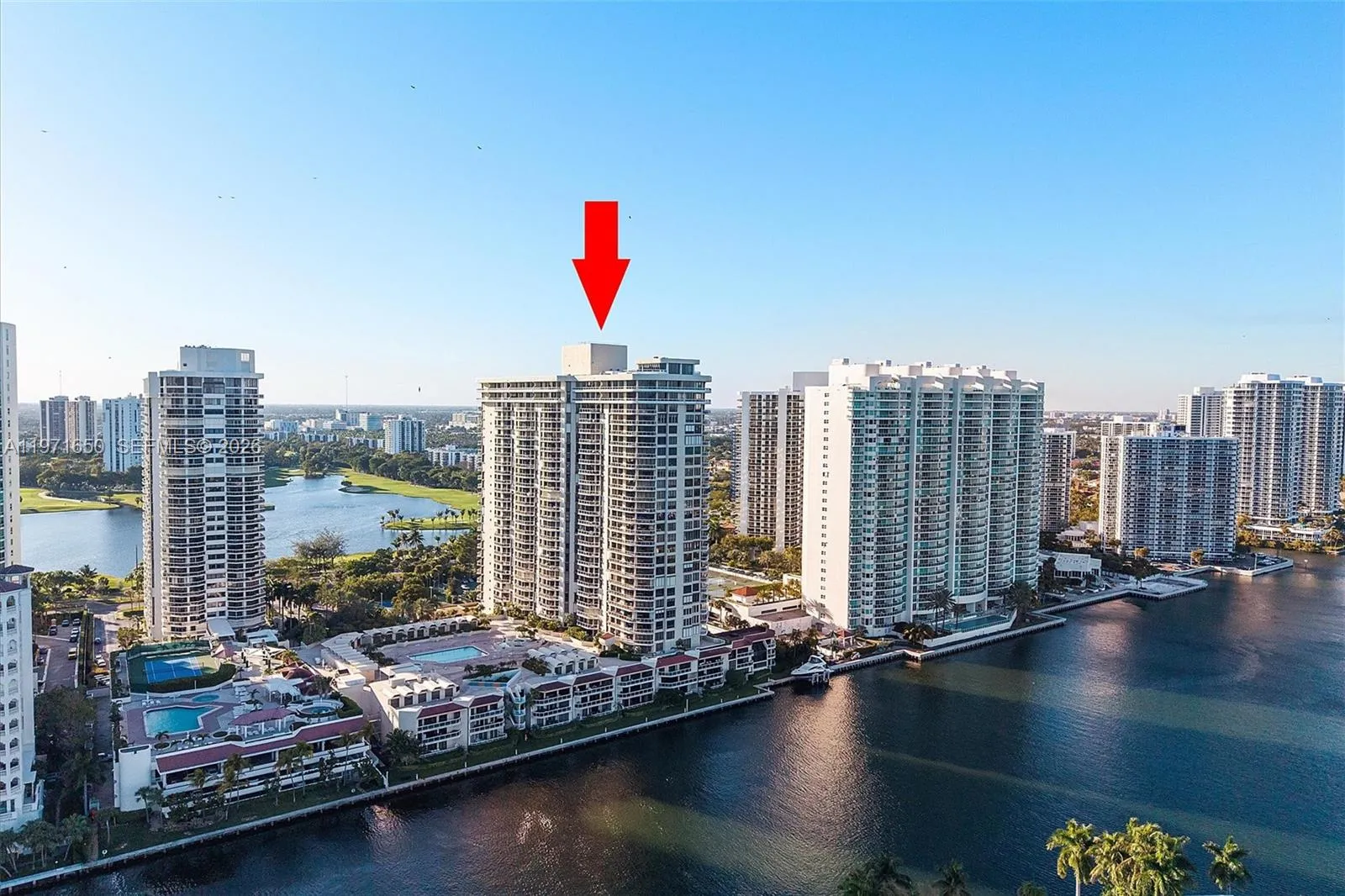 Foto de propiedad en 20191 E Country Club Drive 510, Aventura, FL 33180 Aventura con MLS# 