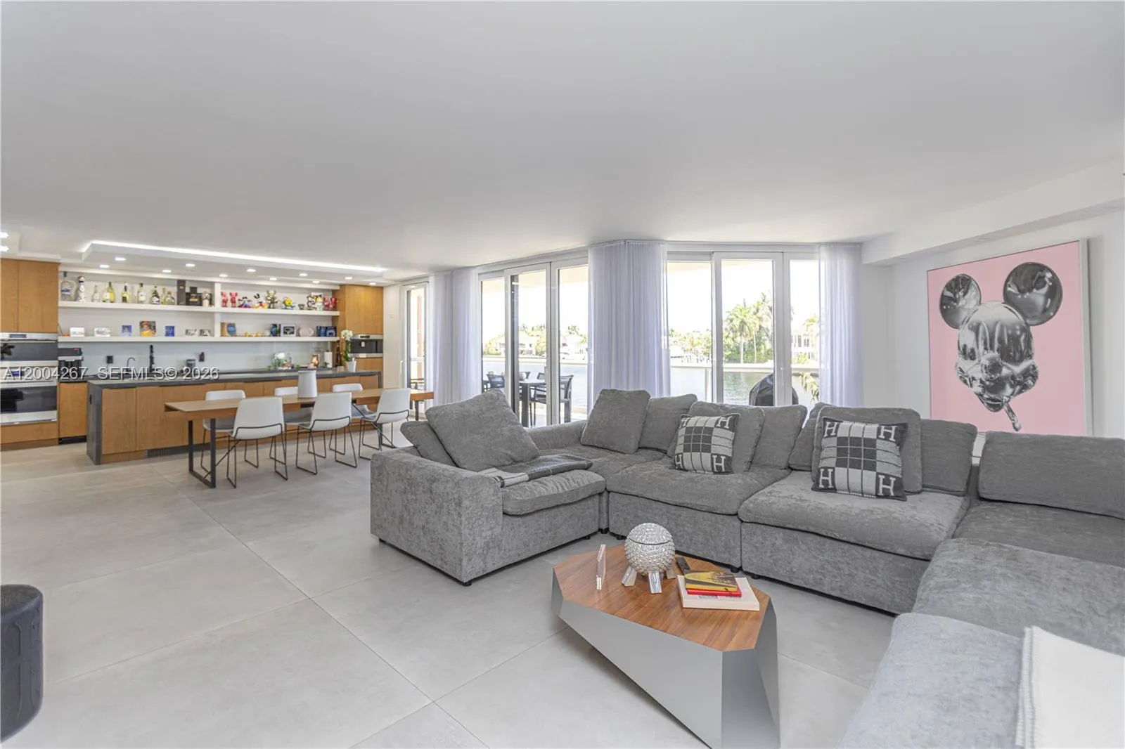 Foto de propiedad en 20191 E Country Club Drive TH9, Aventura, FL 33180 Aventura con MLS# 