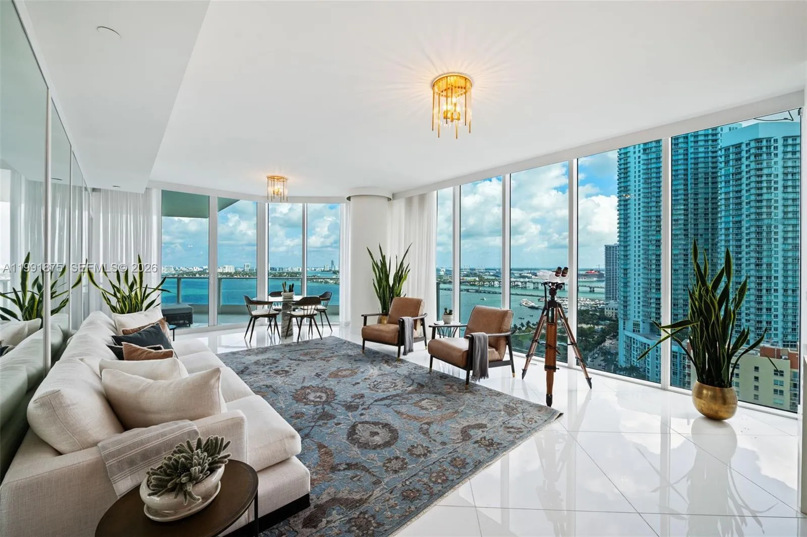 Foto de propiedad en 2020 N Bayshore Drive 2502, Miami, FL 33137 Miami con MLS#