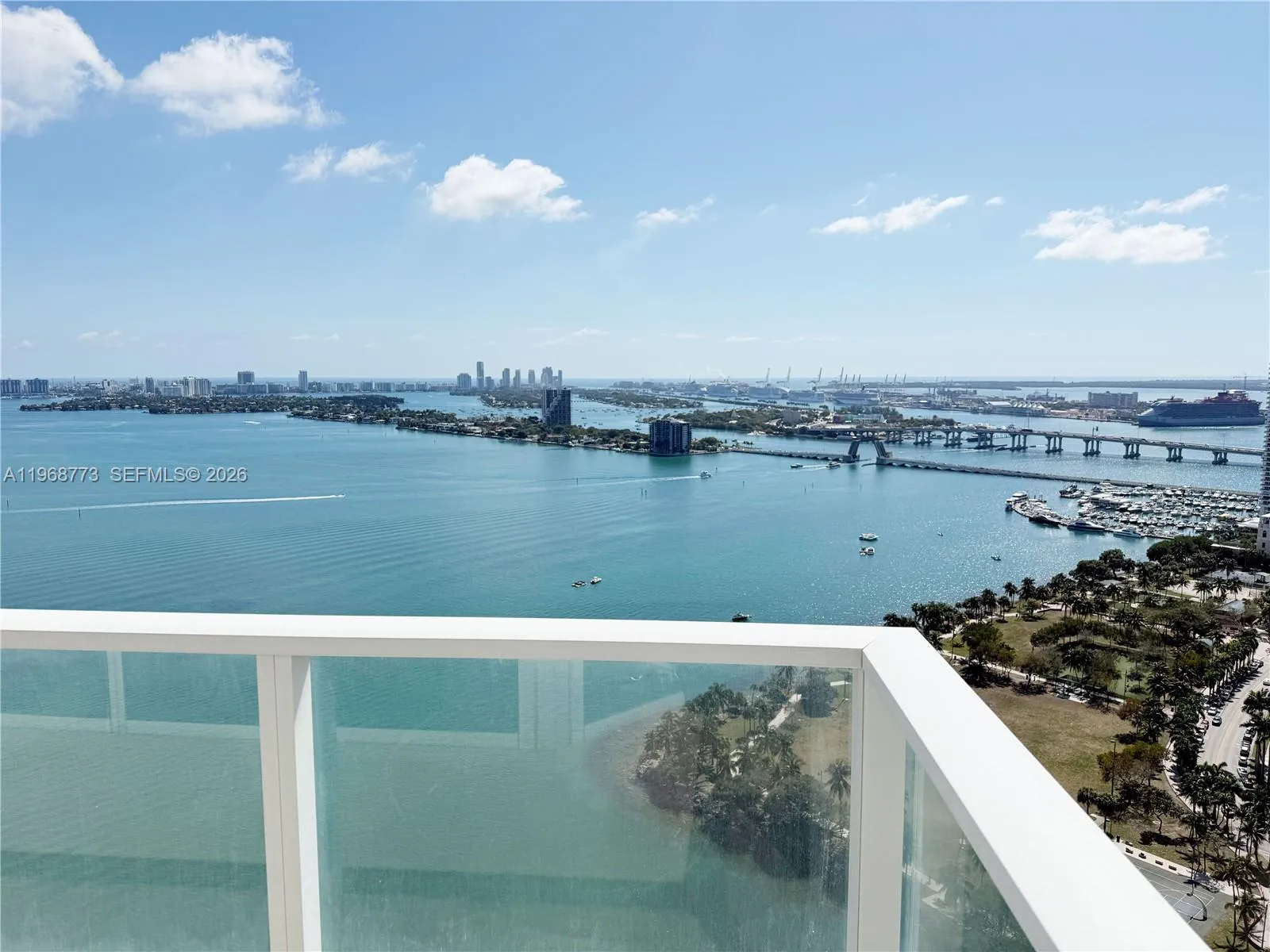 Foto de propiedad en 2020 N Bayshore Drive 3102, Miami, FL 33137 Miami con MLS#