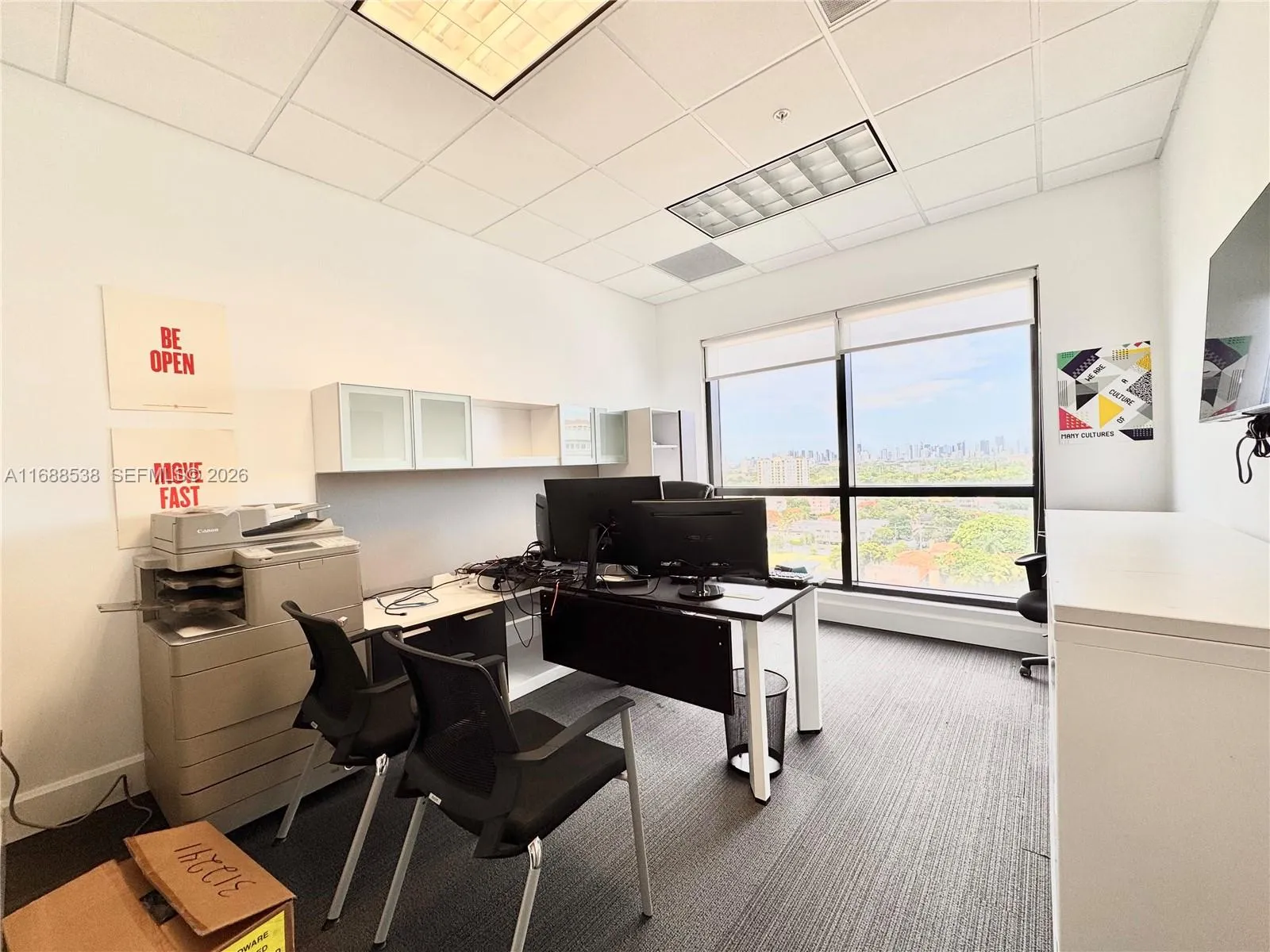 Foto de propiedad en 2020 Ponce De Leon Boulevard 1101- shared law firm spc, Coral Gables, FL 33134 Coral Gables con MLS# 