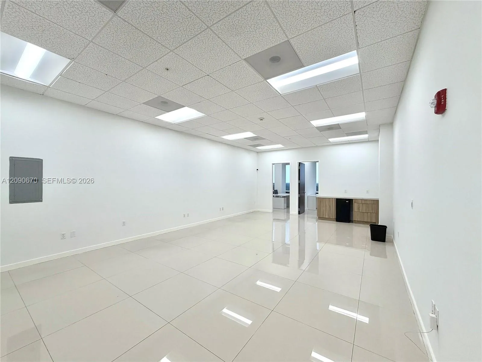 En Venta 20200 W Dixie Highway 1201, Miami, FL 33180, Miami, FL 33180