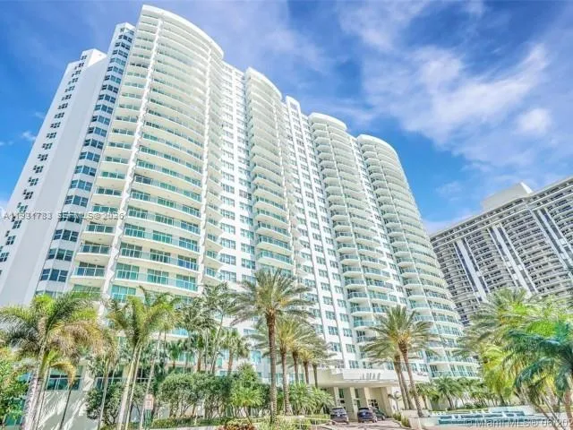 Foto de propiedad en 20201 E Country Club Drive 903, Aventura, FL 33180 Aventura con MLS# 