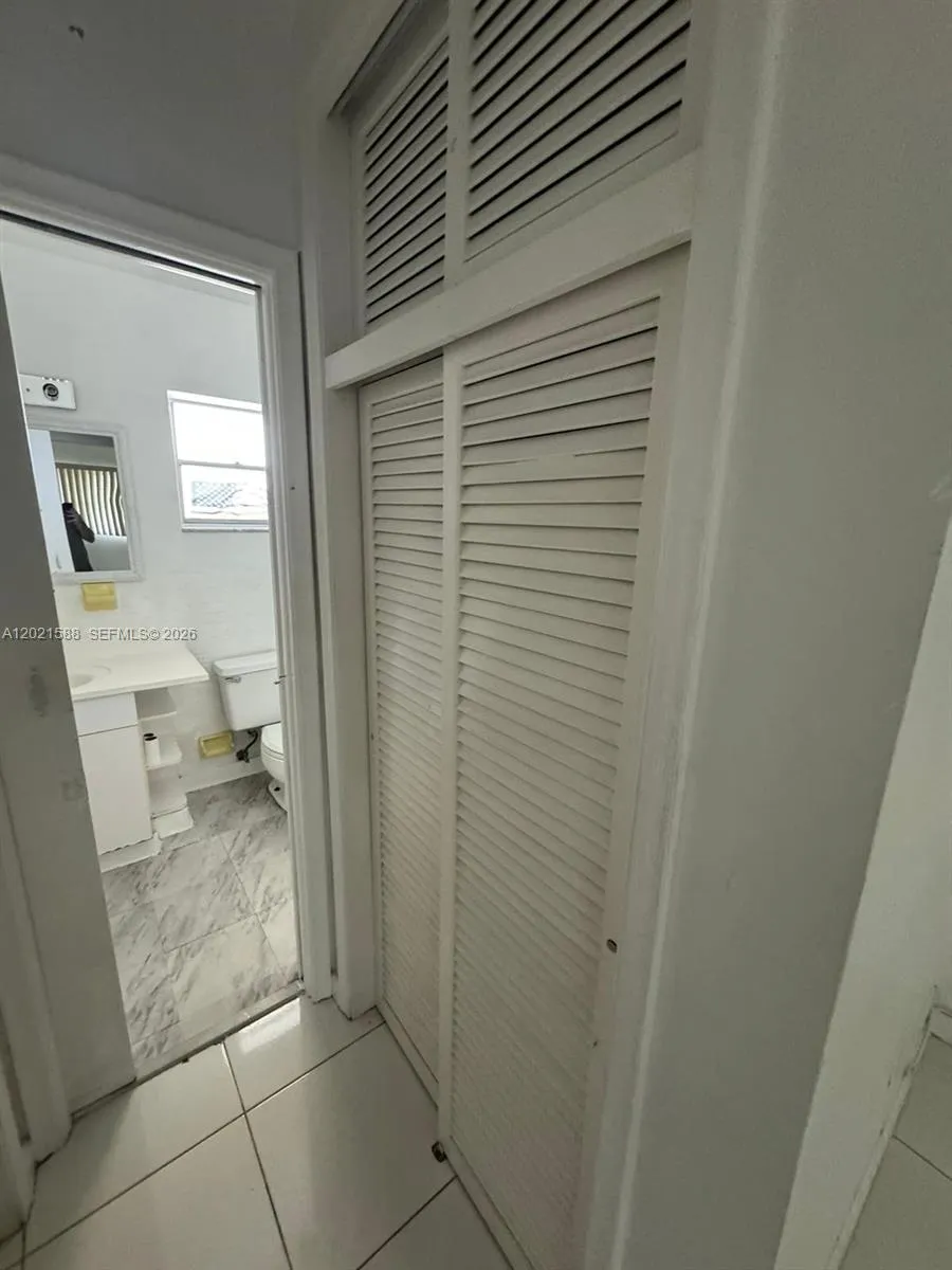 Foto de propiedad en 20201 NE 29th Court D329, Aventura, FL 33180 Aventura con MLS# 