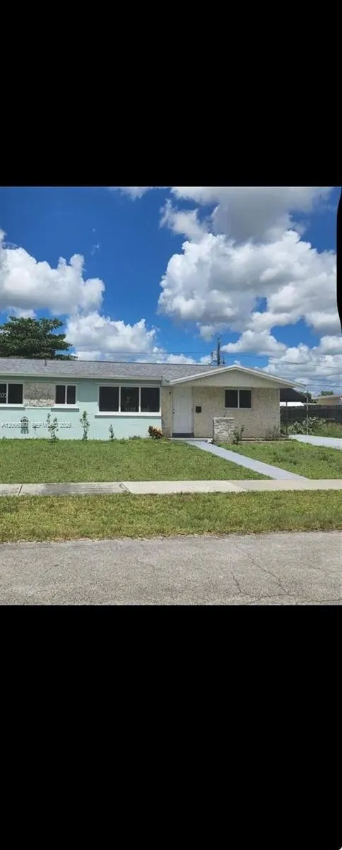 Foto de propiedad en 20210 SW 112th Avenue, Cutler Bay, FL 33189 Cutler Bay con MLS# 