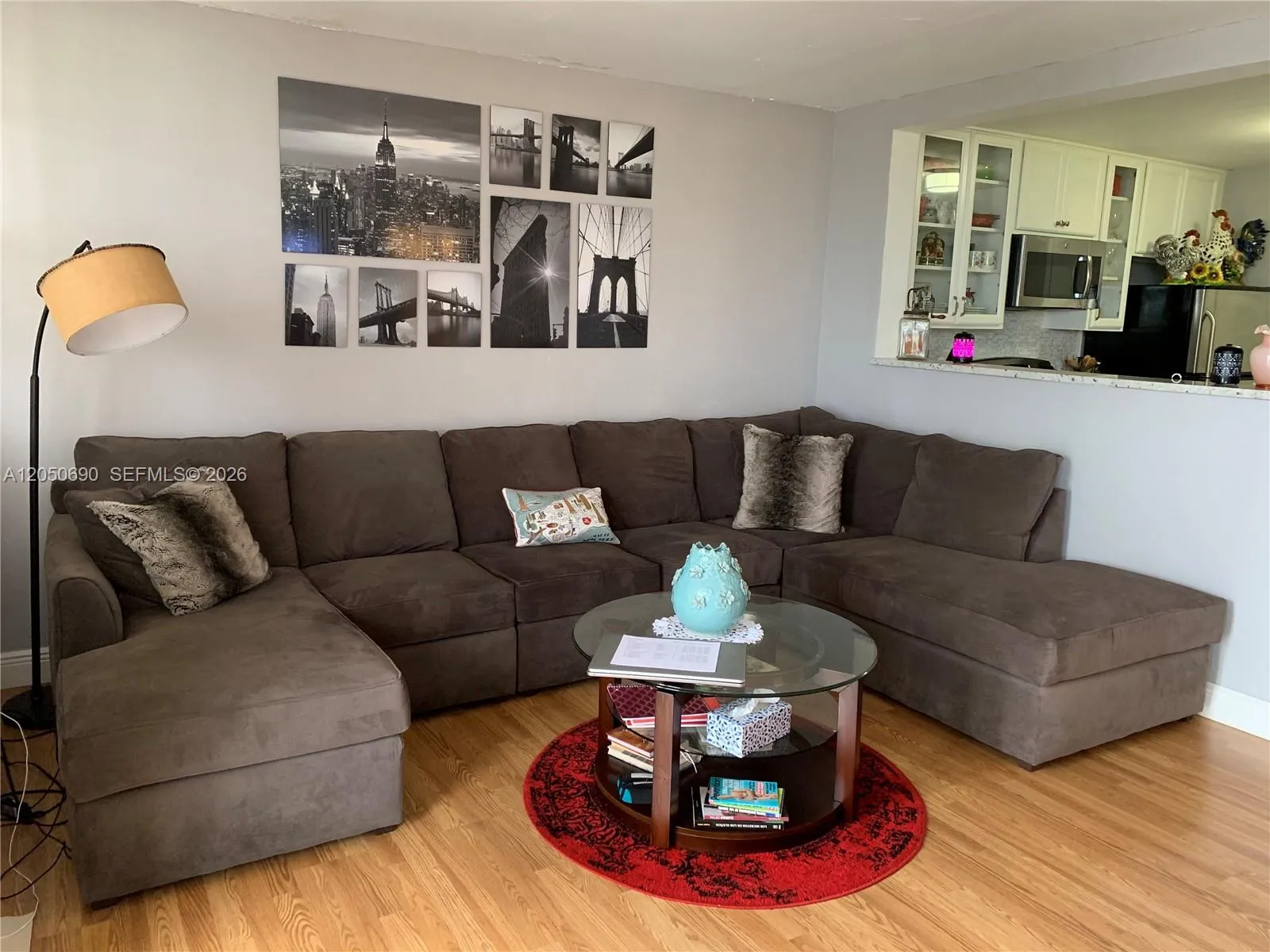 Foto de propiedad en 2025 NE 164th Street 808, North Miami Beach, FL 33162 North Miami Beach con MLS# 