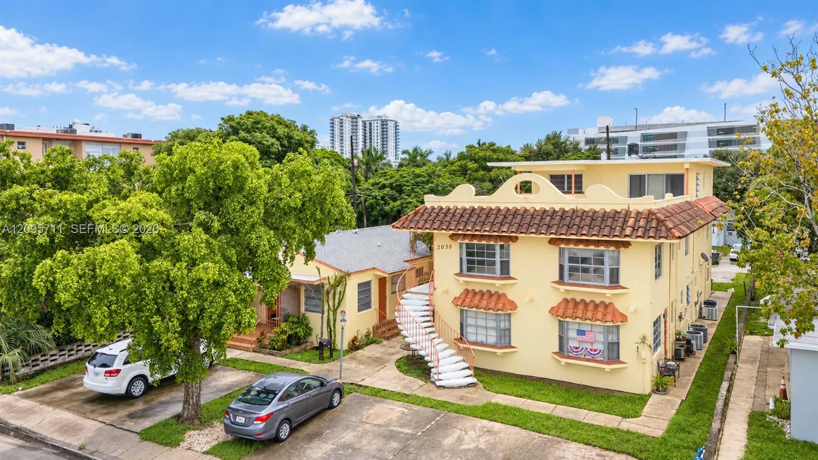 En Renta 2028 Fillmore Street 2, Hollywood, FL 33020, Hollywood, FL 33020