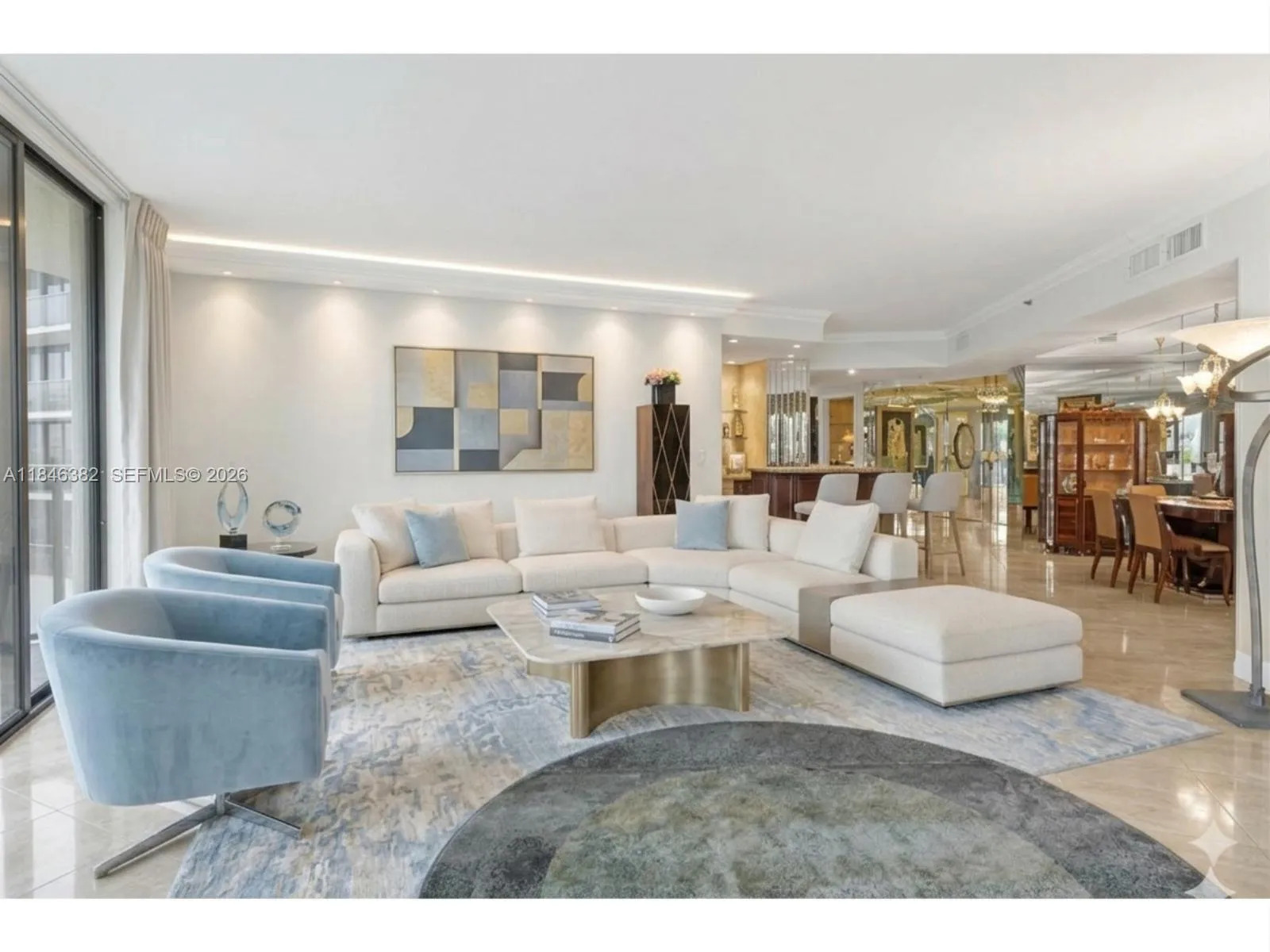 Foto de propiedad en 20281 E Country Club Drive 207, Aventura, FL 33180 Aventura con MLS# 