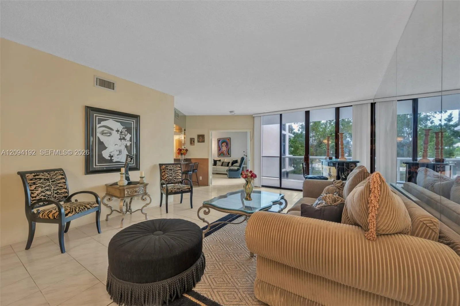 En Venta 20281 E Country Club Drive 305, Aventura, FL 33180, Aventura, FL 33180