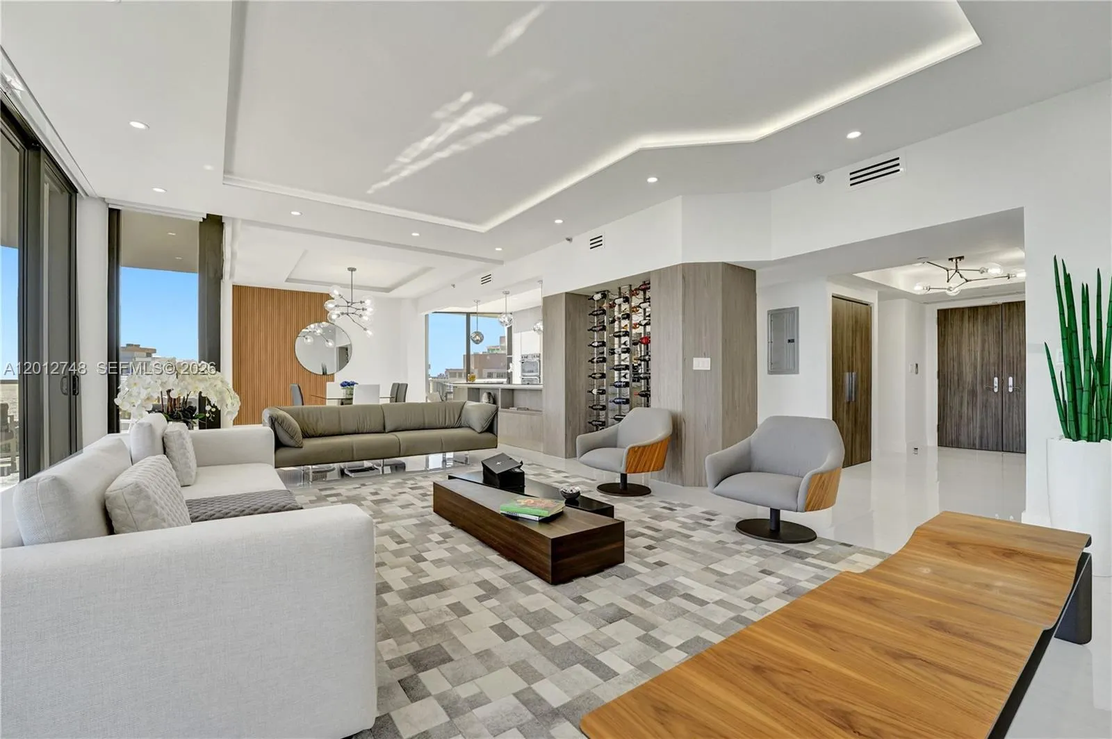 Foto de propiedad en 20281 E Country Club Drive PH14, Aventura, FL 33180 Aventura con MLS#