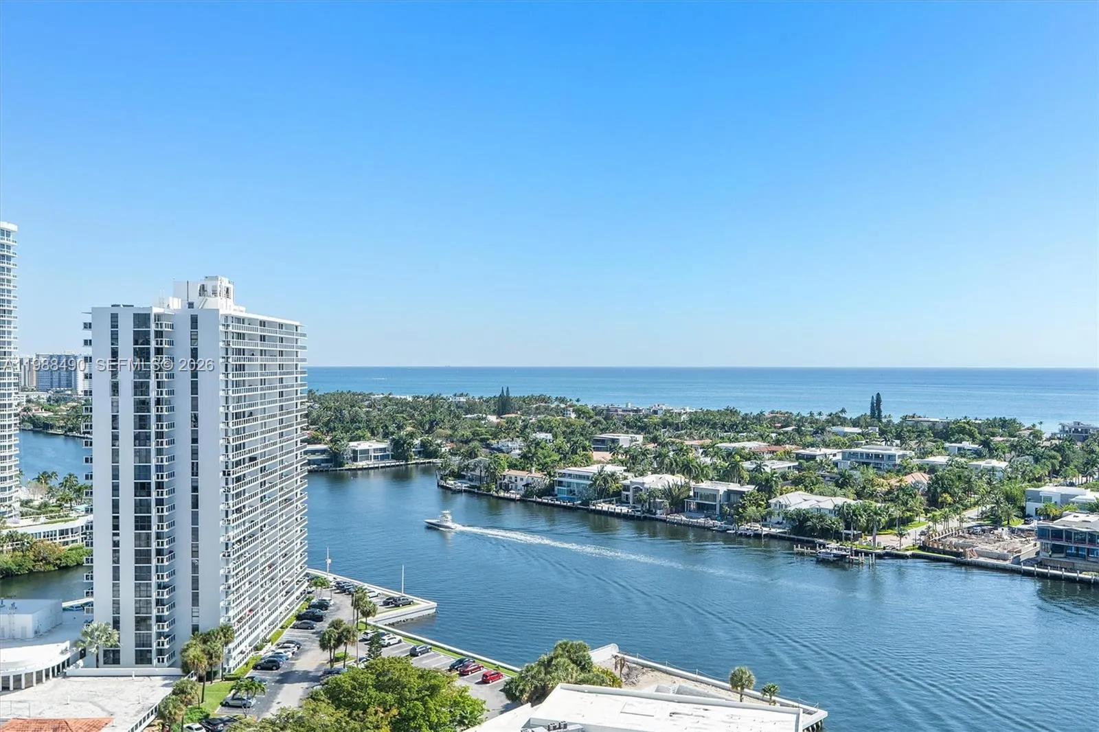 Foto de propiedad en 20281 E Country Cub Drive 1712, Aventura, FL 33180 Aventura con MLS#