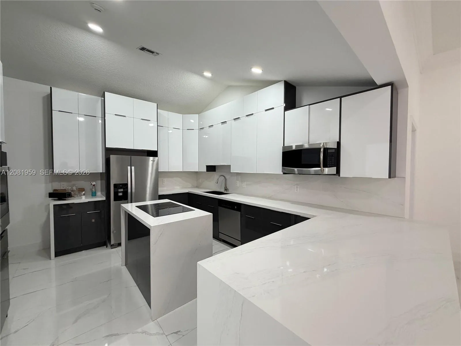 Foto de propiedad en 2029 Greenview Cove Drive 2029, Wellington, FL 33414 Wellington con MLS# 