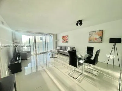 Foto de propiedad en 2030 S Ocean Drive 903, Hallandale Beach, FL 33009 Hallandale Beach con MLS#