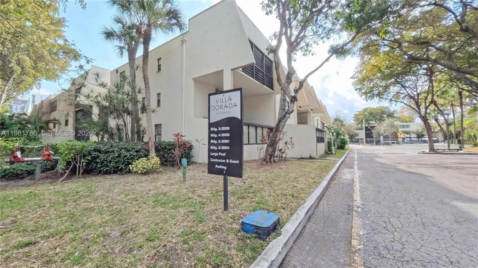 Foto de propiedad en 20300 W Country Club Drive PH18-3, Aventura, FL 33180 Aventura con MLS# 