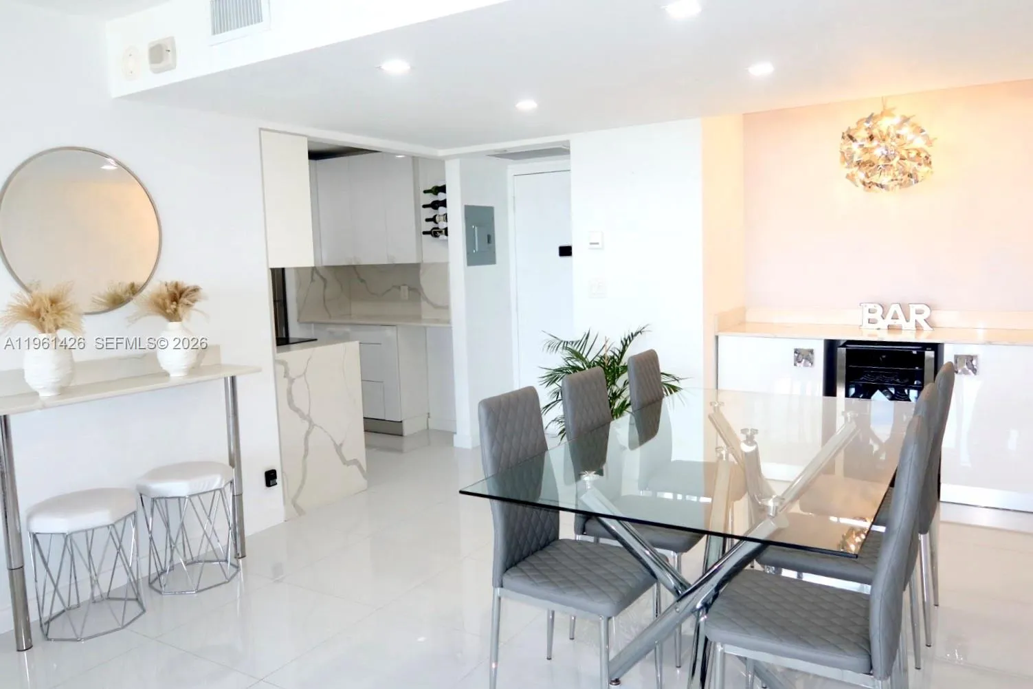 Foto de propiedad en 20301 W Country Club Drive 1422, Aventura, FL 33180 Aventura con MLS# 