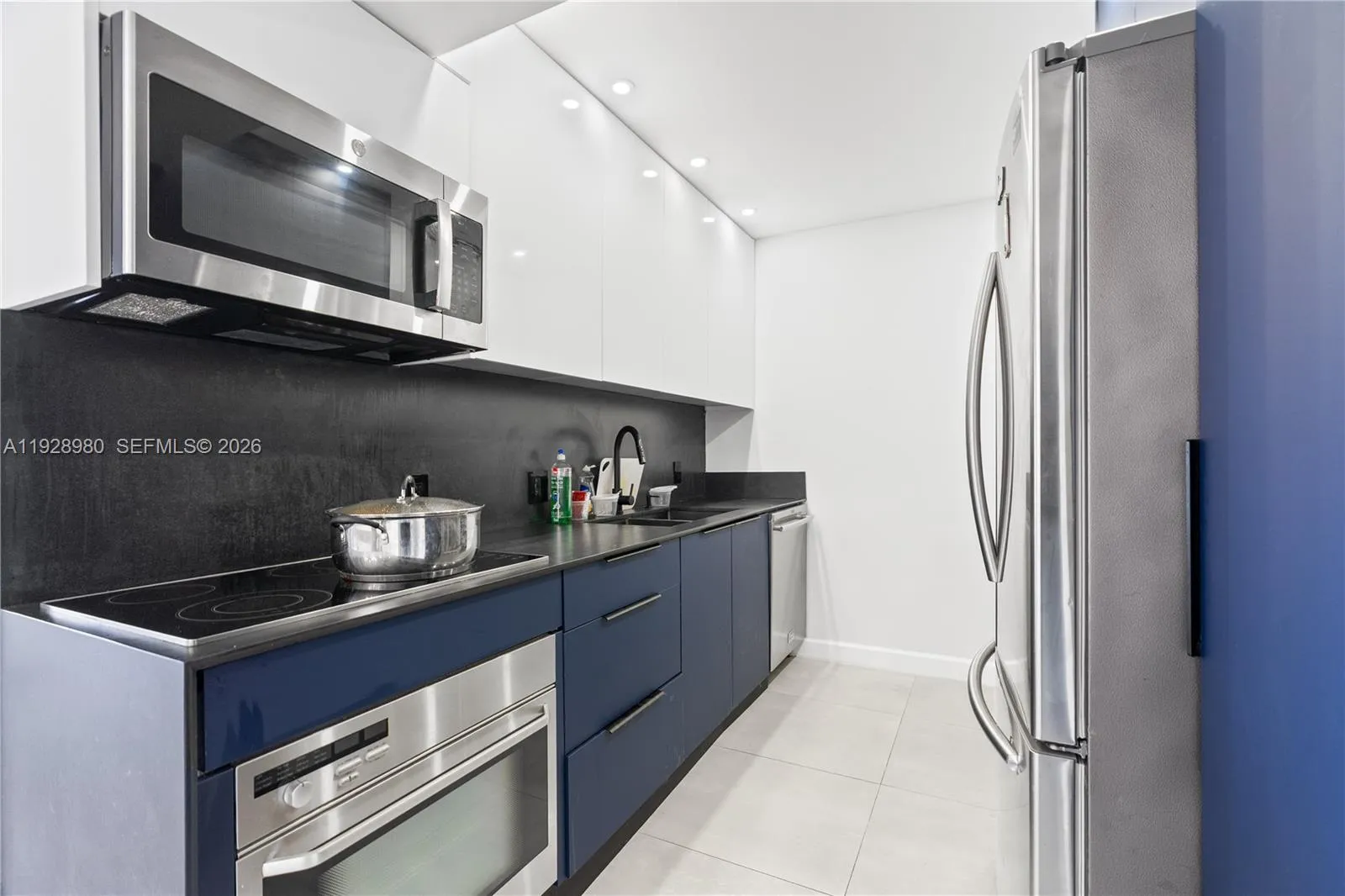 Foto de propiedad en 20301 W Country Club Drive 722, Aventura, FL 33180 Aventura con MLS# 