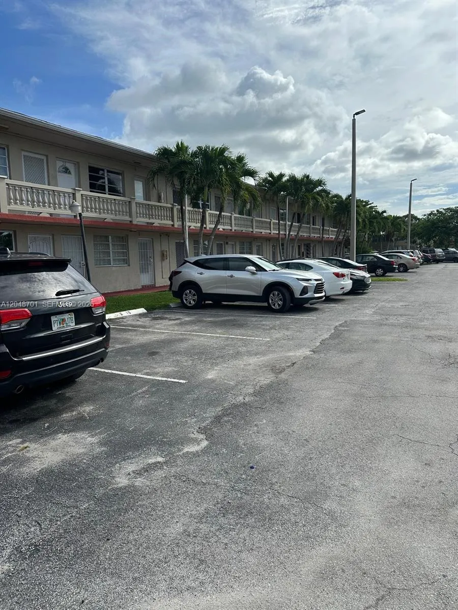 En Venta 20320 NE 2nd Avenue 27, Miami Gardens, FL 33179, Miami Gardens, FL 33179