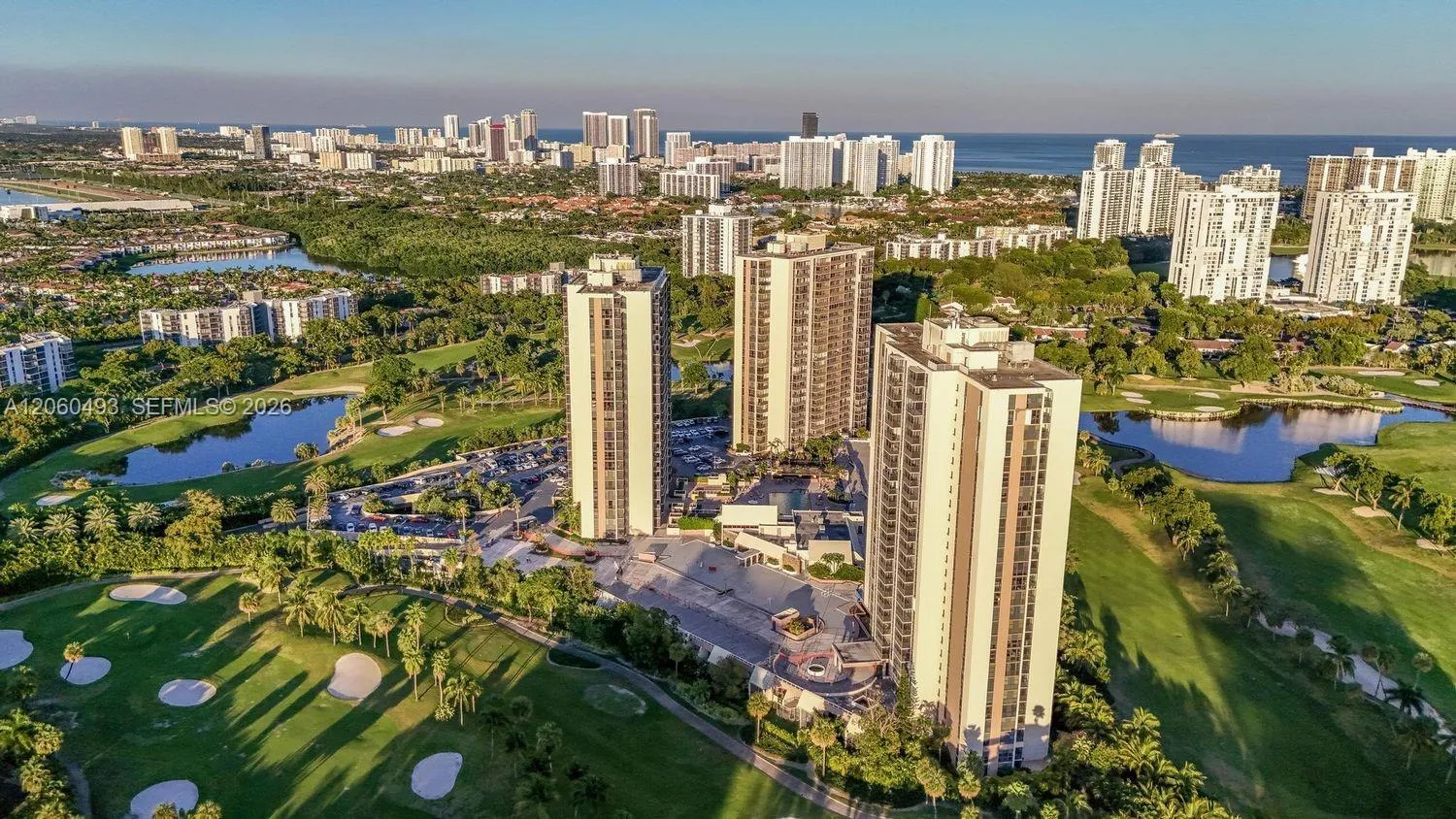 Foto de propiedad en 20335 W Country Club Drive 1702, Aventura, FL 33180 Aventura con MLS# 