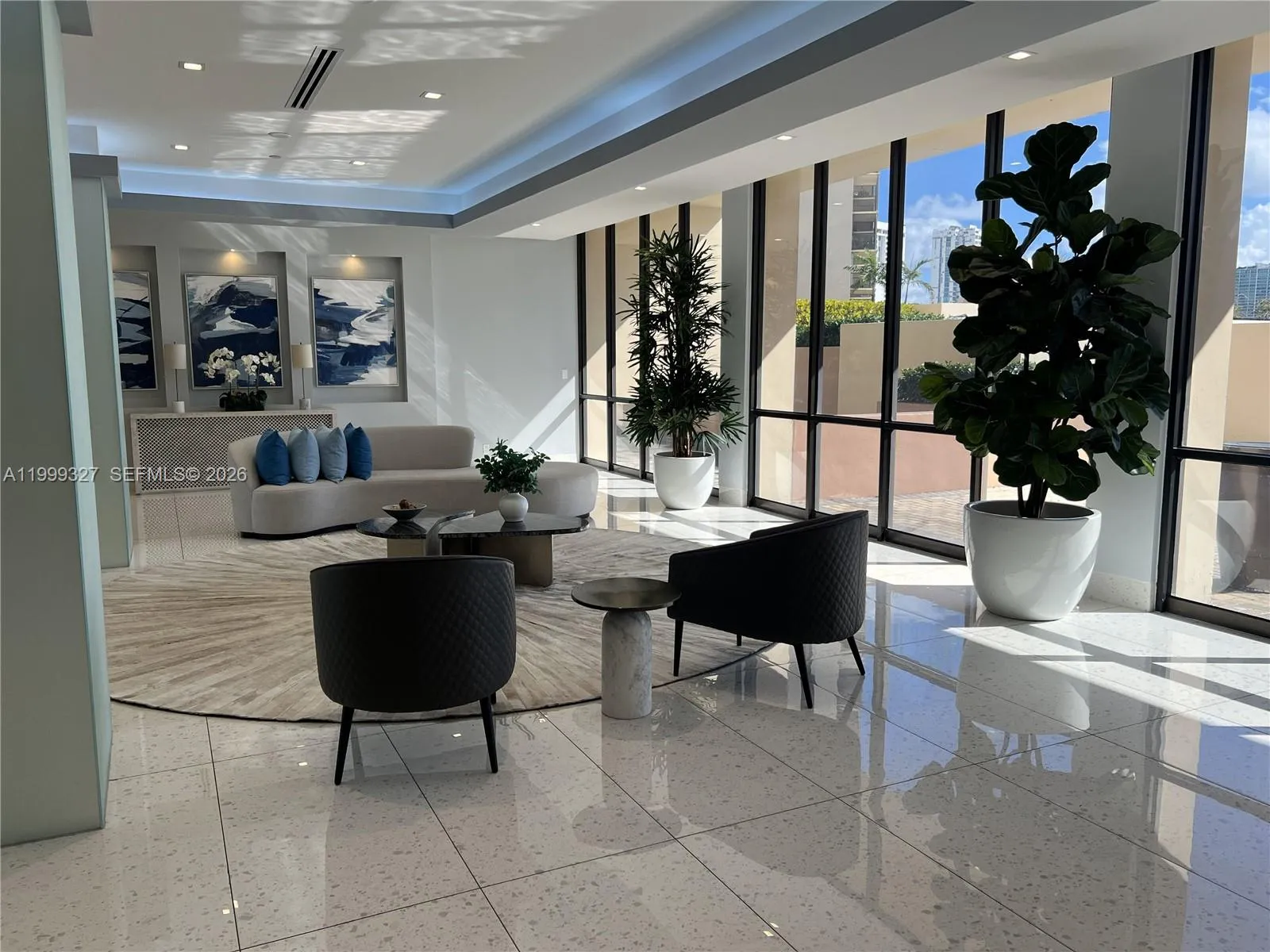 Foto de propiedad en 20335 W Country Club Drive 206, Aventura, FL 33180 Aventura con MLS# 