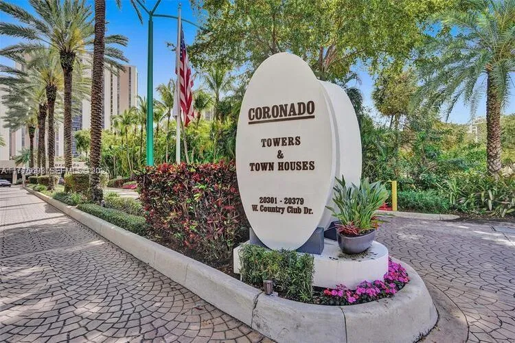 Foto de propiedad en 20335 W Country Club Drive 905, Aventura, FL 33180 Aventura con MLS# 