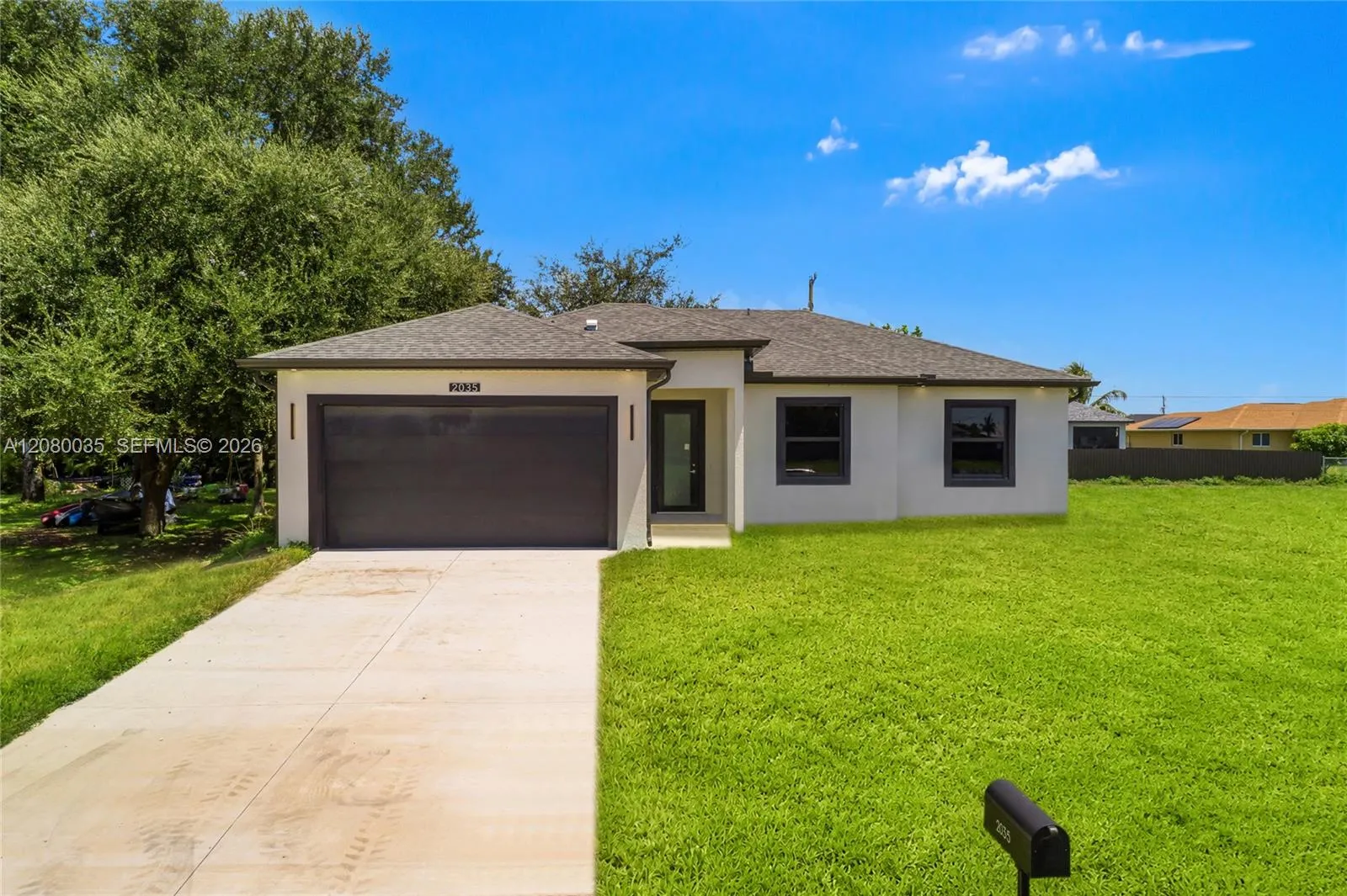 En Venta 2035 NE 9th Avenue, Cape Coral, FL 33909, Cape Coral, FL 33909