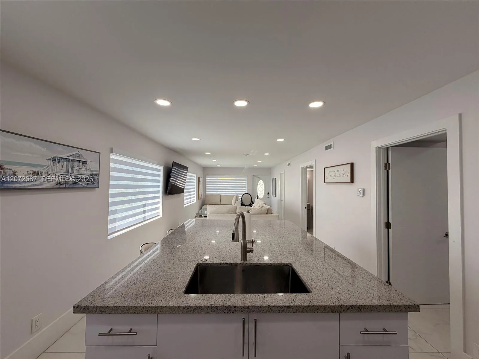 Foto de propiedad en 2036 Jackson Street 1, Hollywood, FL 33020 Hollywood con MLS# 