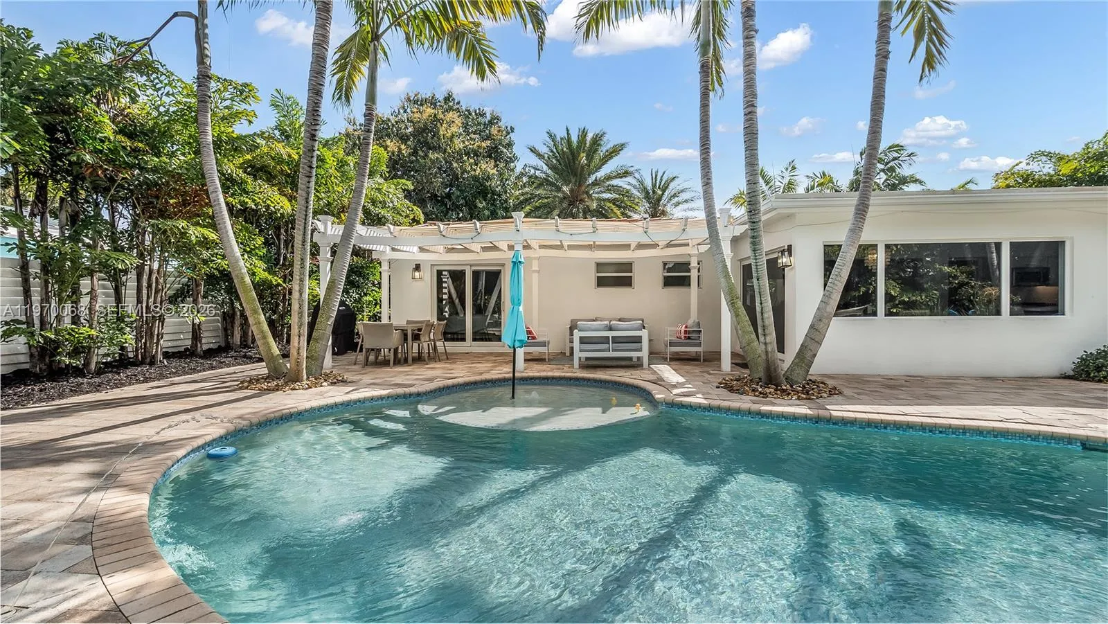 Vendido 2037 Windward Drive, Lauderdale-By-The-Sea, FL 33062, Lauderdale-By-The-Sea, FL 33062