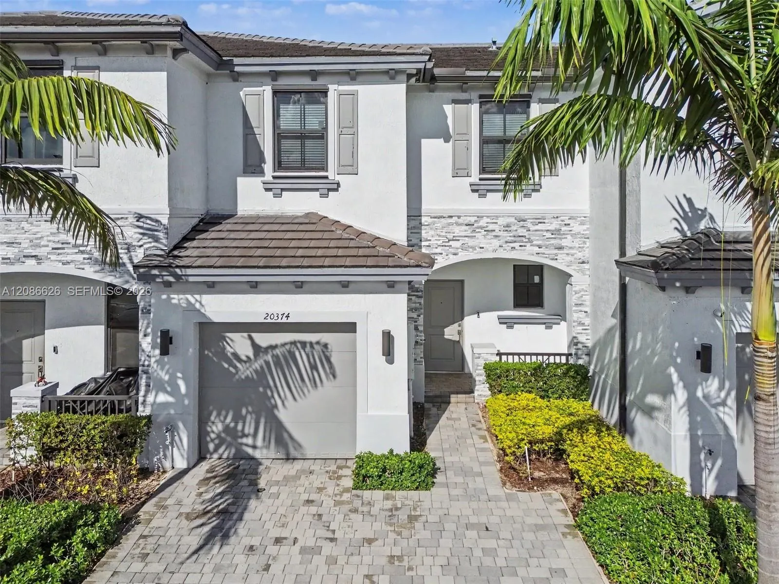 En Venta 20374 NW 4th Path, Miami Gardens, FL 33169, Miami Gardens, FL 33169