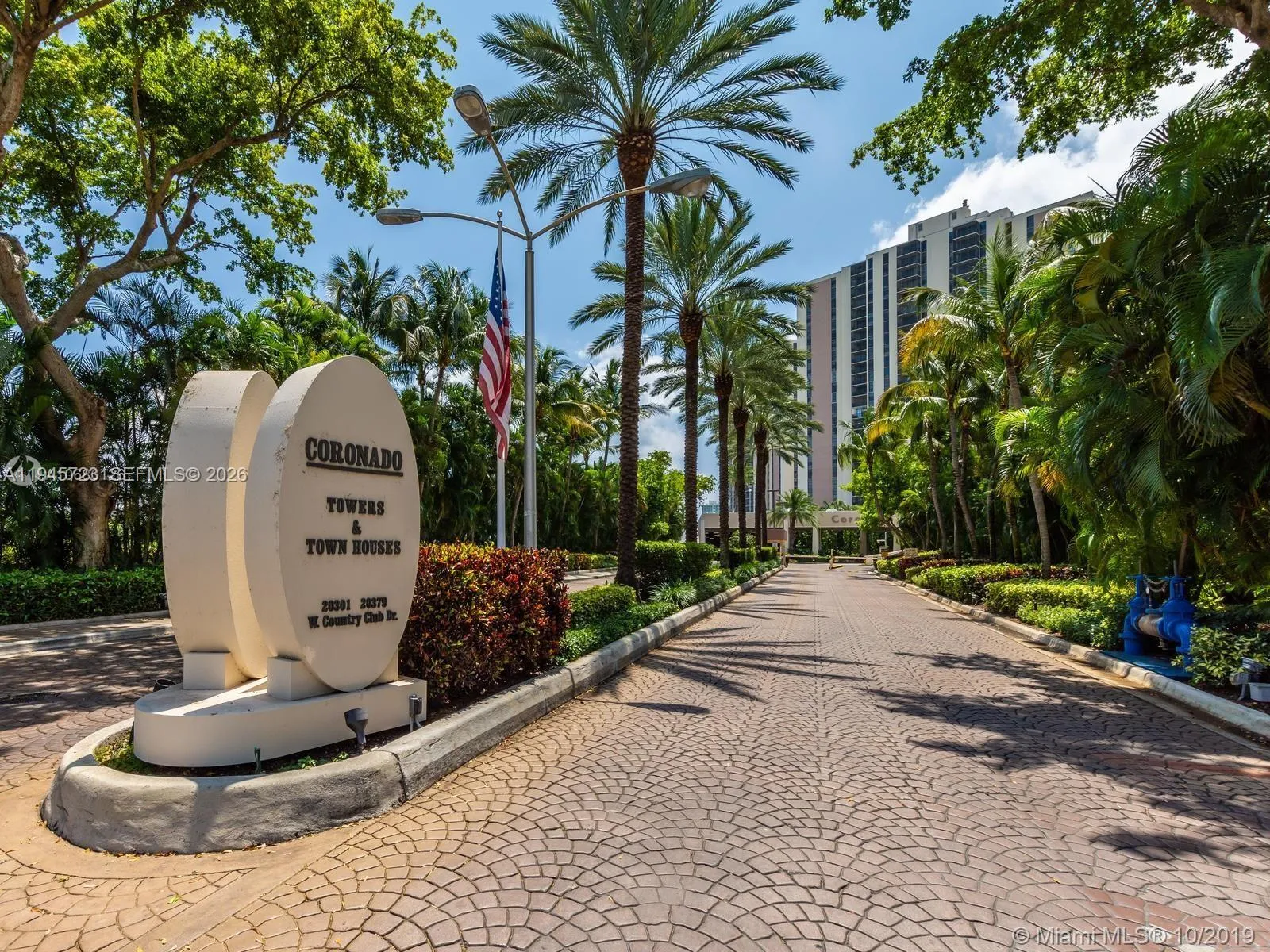 Foto de propiedad en 20379 W Country Club Drive 1737, Aventura, FL 33180 Aventura con MLS# 
