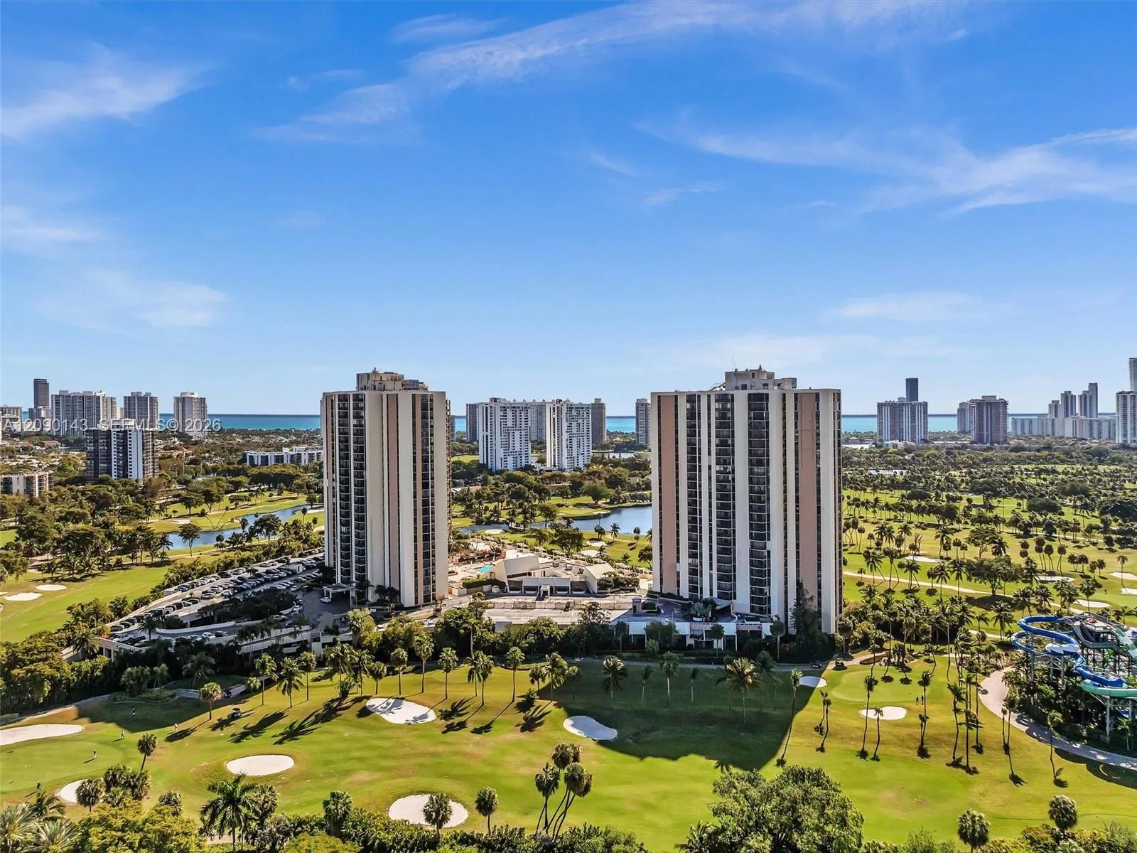 En Venta 20379 W Country Club Drive 332, Aventura, FL 33180, Aventura, FL 33180