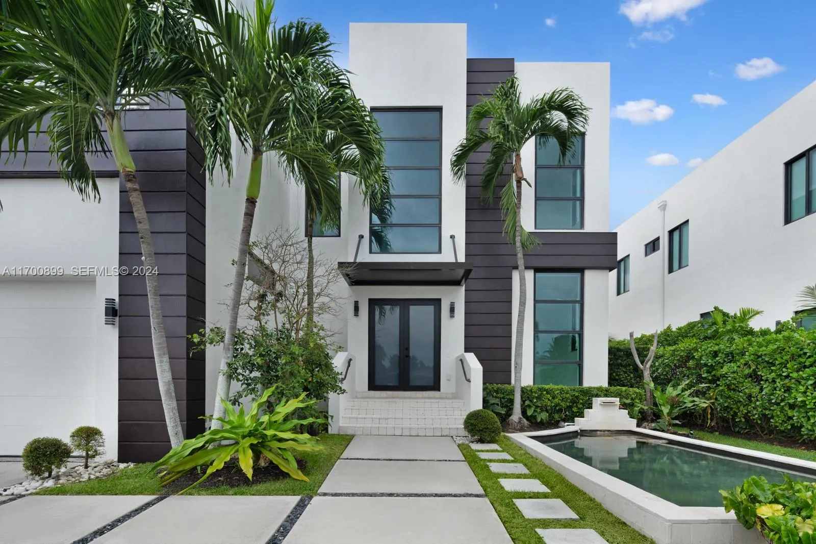 Vendido 2040 NE 121st Road, North Miami, FL 33181, North Miami, FL 33181