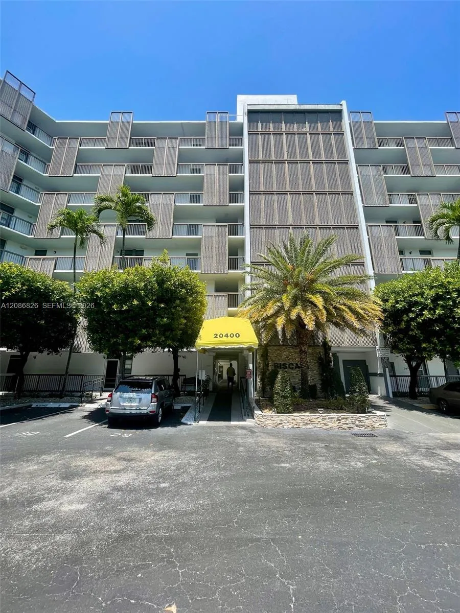 En Renta 20400 W Country Club Drive 608, Aventura, FL 33180, Aventura, FL 33180