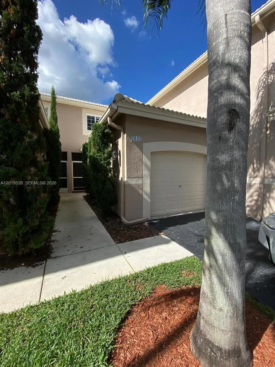 Alquilada 2041 Pompeii Court 2014, Weston, FL 33327, Weston, FL 33327