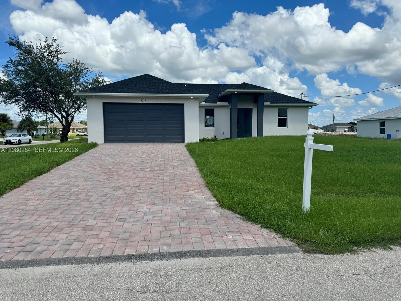 En Venta 2044 Crawford Avenue N, Lehigh Acres, FL 33971, Lehigh Acres, FL 33971