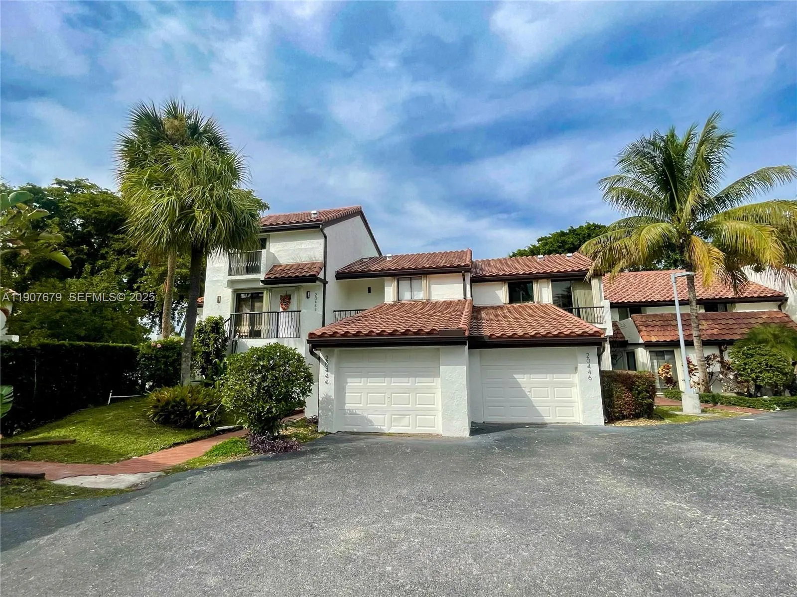 Foto de propiedad en 20444 NE 34th Court 12, Aventura, FL 33180 Aventura con MLS# 